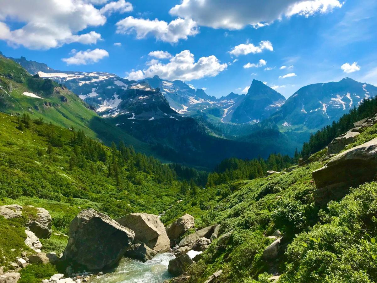 Willa Casa Vacanza In Tipico Chalet Di Montagna Varzo Zewnętrze zdjęcie