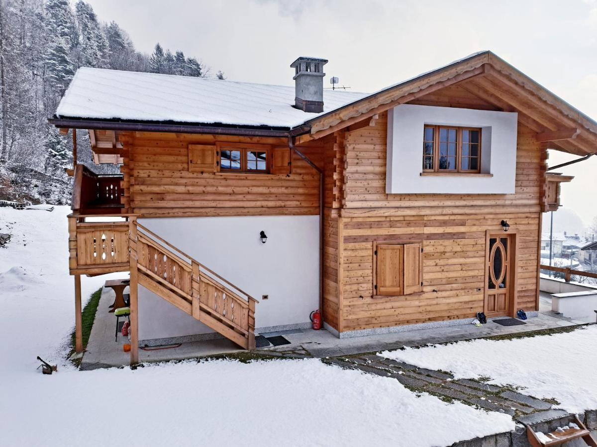 Willa Casa Vacanza In Tipico Chalet Di Montagna Varzo Zewnętrze zdjęcie