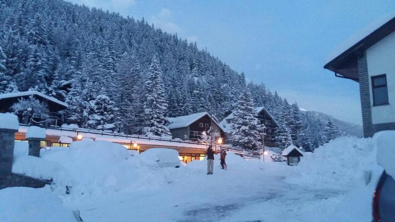 Willa Casa Vacanza In Tipico Chalet Di Montagna Varzo Zewnętrze zdjęcie